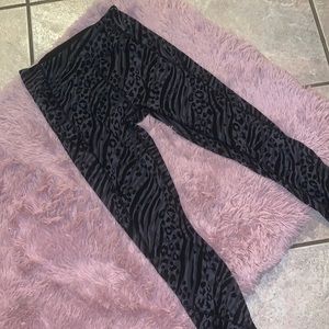 Pink sport animal print leggings size XS